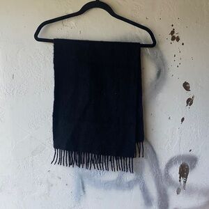 Elegant Black Scarf